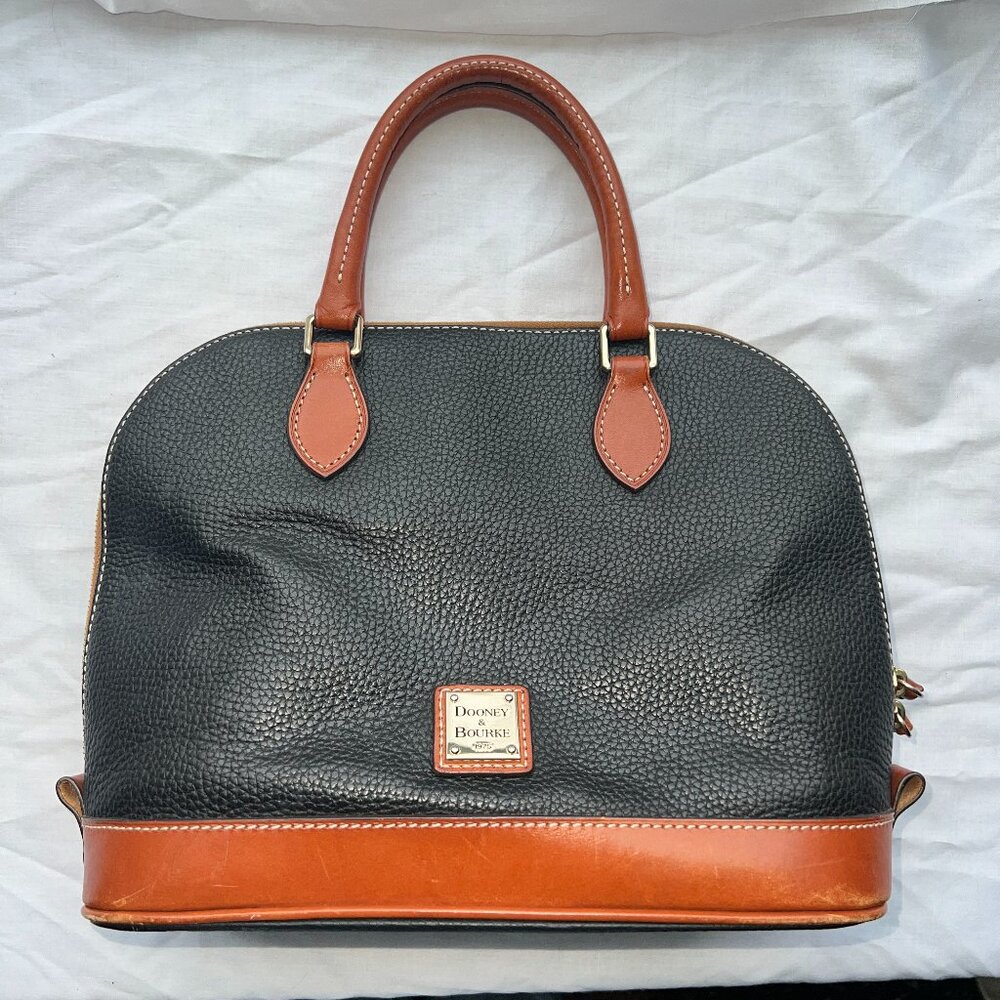 Dooney & Bourke black handbag